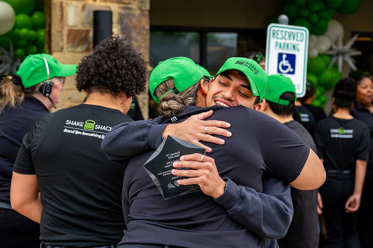 shake-shack-hugging